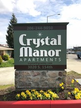 Crystal Manor in Seatac, WA - Building Photo - Building Photo