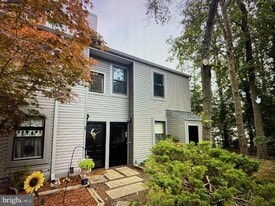 502 Bromley Estate in Pine Hill, NJ - Building Photo
