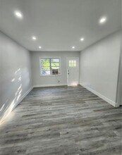 2610 Grant St in Hollywood, FL - Building Photo - Building Photo