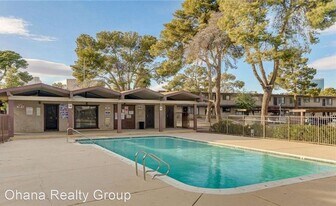 575 S Royal Crest Cir