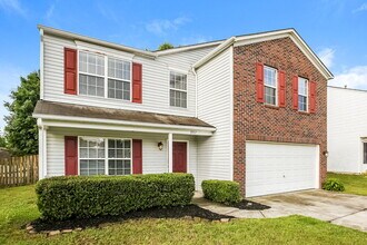 1917 Slumber Oaks Ct in Huntersville, NC - Building Photo - Building Photo