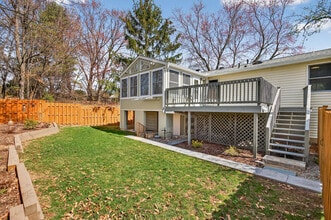 19204 Saint Johnsbury Ln in Germantown, MD - Building Photo - Building Photo