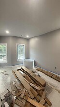 5 Woodale Ave, Unit 1 in Boston, MA - Building Photo - Building Photo