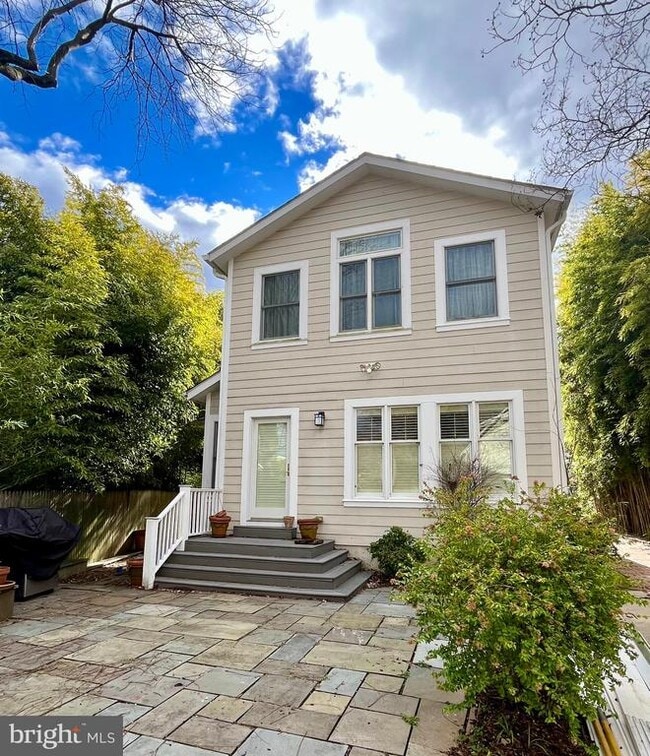 1907 Luzerne Ave in Silver Spring, MD - Building Photo - Building Photo