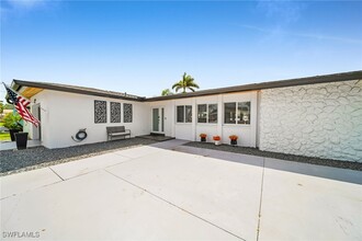 3816 SE 15th Pl in Cape Coral, FL - Building Photo - Building Photo