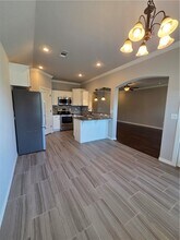 404 W Gillian Ave in Rogers, AR - Building Photo - Building Photo