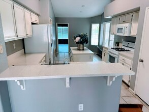 31338 Frans Hals Dr in Winchester, CA - Building Photo - Building Photo