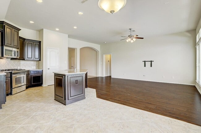 26323 Crystal Cove Ln