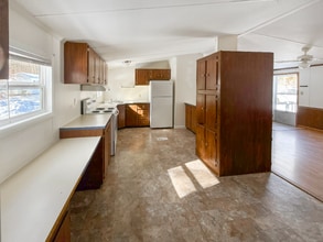 200 P Paw Ln in Troy, VA - Building Photo - Building Photo