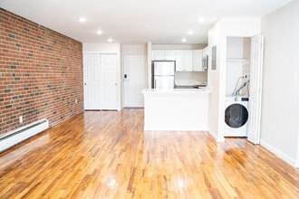 Kenmore Apartments in Southington, CT - Building Photo - Building Photo