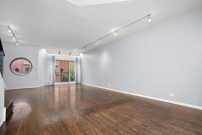171 W Goethe St in Chicago, IL - Building Photo - Building Photo