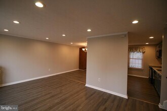 507 Smoketree Ct in Frederick, MD - Building Photo - Building Photo