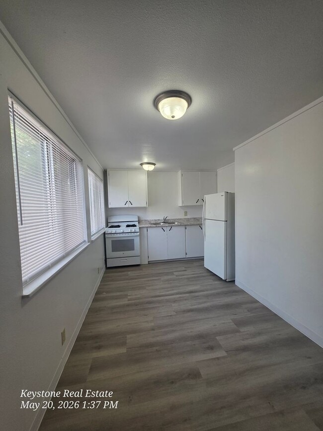 property at 1025 Maxwell Rd