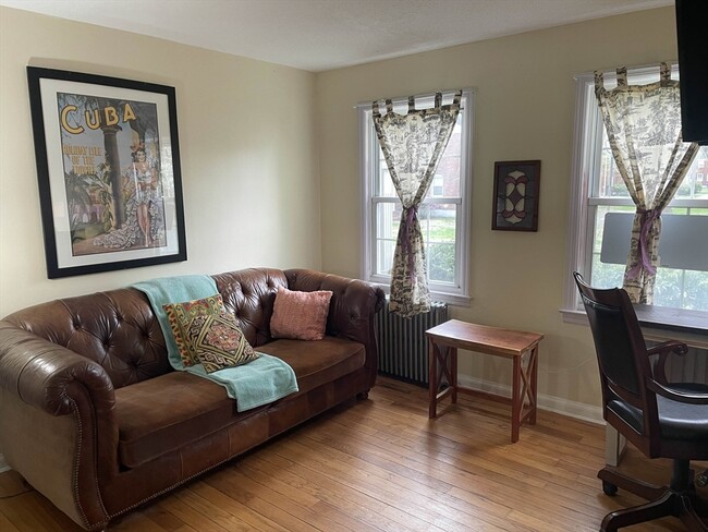 property at 32 Colony Rd