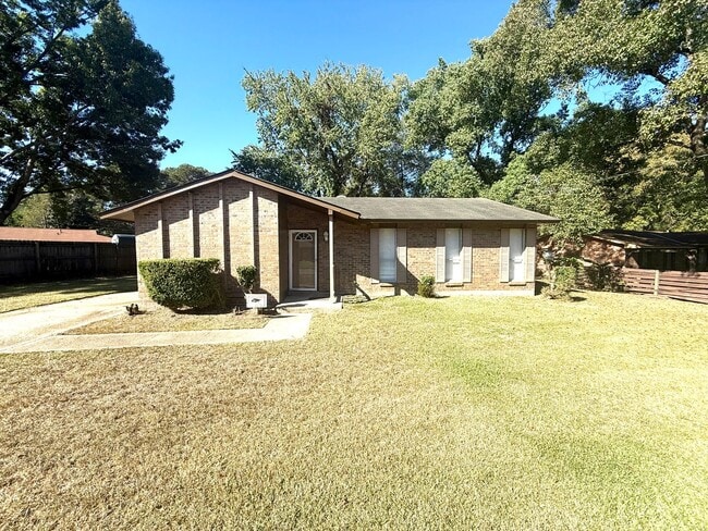 property at 615 Fieldbrook Ct
