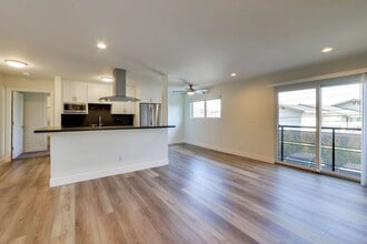 1662 Hollenbeck Ave in Sunnyvale, CA - Building Photo - Building Photo