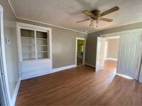 977 Social St in Woonsocket, RI - Building Photo - Building Photo
