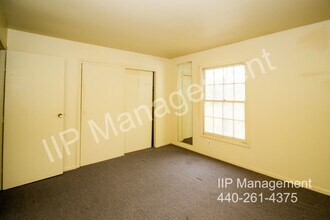 11 Trenton Square in Euclid, OH - Building Photo - Building Photo