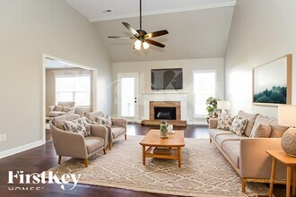 2260 Dewey Dr in Spring Hill, TN - Building Photo - Building Photo