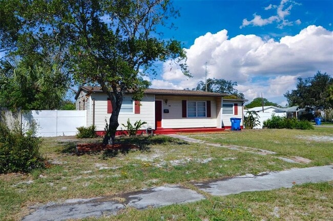 property at 146 Orange Ave N