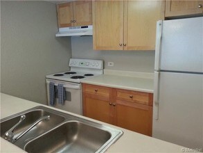 200 Pearl St, Unit 201 in Denver, CO - Building Photo - Building Photo