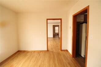 213-215-215 Conhocton St in Corning, NY - Building Photo - Building Photo