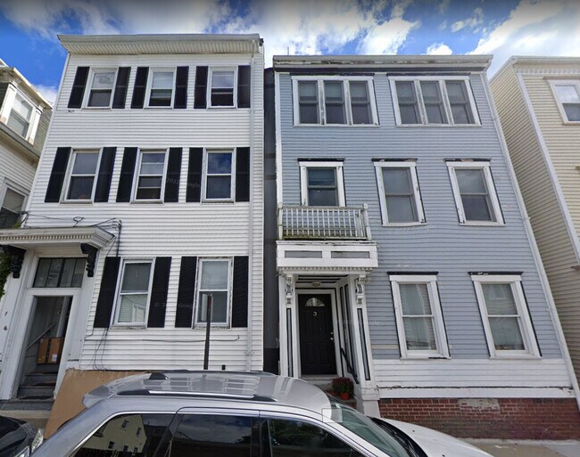 3 Grimes St, Unit 1 in Boston, MA - Building Photo - Building Photo