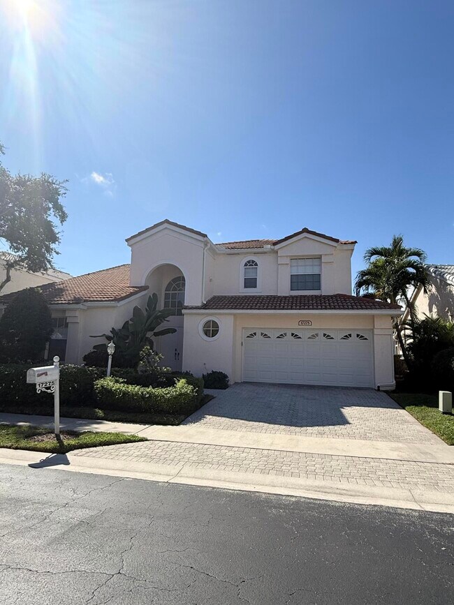 17275 Ventana Dr in Boca Raton, FL - Building Photo - Building Photo