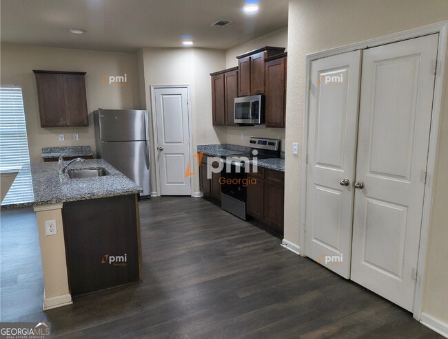 101 Cypress Point in Cartersville, GA - Building Photo - Building Photo