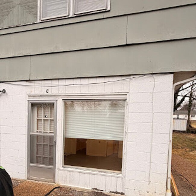 property at 601 Washington St SE