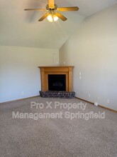 3807 W Montclair St in Springfield, MO - Building Photo - Building Photo