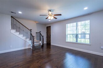 4658d Rhett Ln in Carrollton, TX - Building Photo - Building Photo