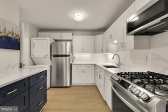 4620 N Park Ave in Chevy Chase, MD - Building Photo - Building Photo