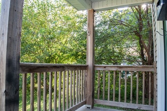 1717 W Thoman St in Springfield, MO - Building Photo - Building Photo