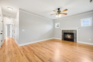 102 Estelle Park Dr in Asheville, NC - Building Photo