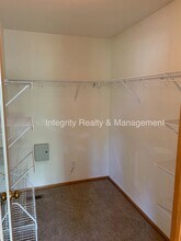 9931 Saybrook St in Littleton, CO - Building Photo - Building Photo