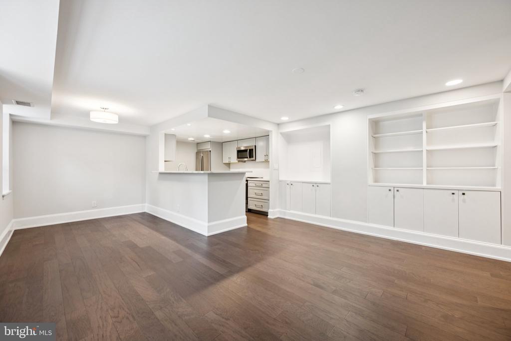2129 Florida Ave NW in Washington, DC - Building Photo