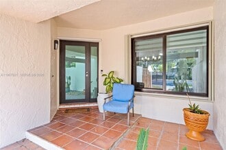 9439 SW 123rd Avenue Ct in Miami, FL - Building Photo - Building Photo