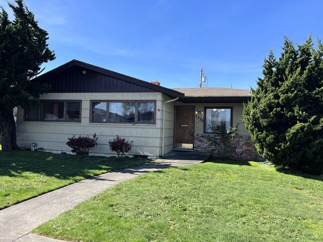 3550 Nevada St in Eureka, CA - Building Photo - Building Photo