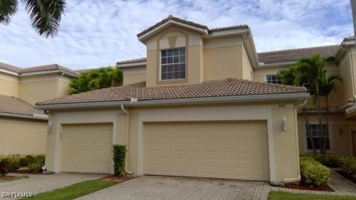 6081 Jonathans Bay Cir in Ft. Myers, FL - Building Photo