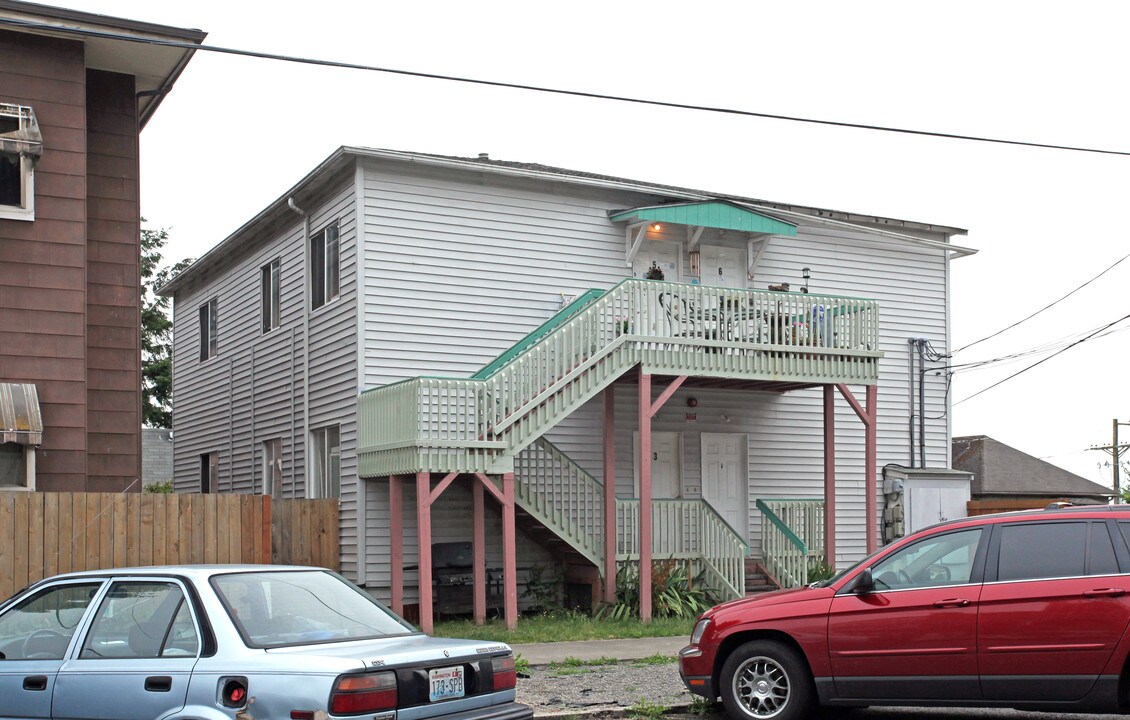 1209 S Altheimer St in Tacoma, WA - Building Photo