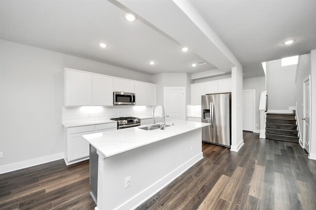10611 Crescent Peak Dr in Rosharon, TX - Building Photo - Building Photo