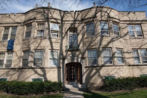 property at 2654 W Ardmore Ave