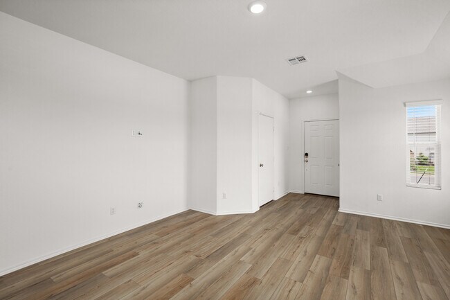 103 Brushy Crk Dr in Bastrop, TX - Building Photo - Building Photo