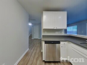 7016 Haines Mill Road in Charlotte, NC - Building Photo - Building Photo