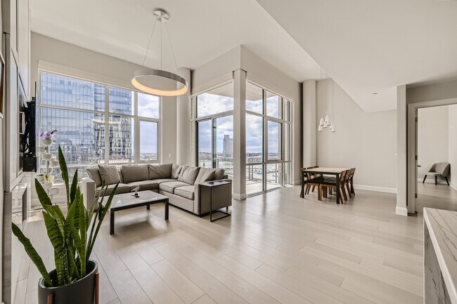 1330 Lancaster St-Unit -C802 in Baltimore, MD - Foto de edificio - Building Photo