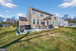 111 Touhey Dr in Stevensville, MD - Building Photo