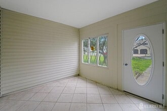6 Woodbury Rd in Edison, NJ - Building Photo - Building Photo