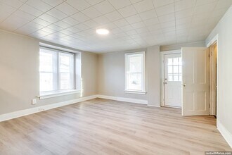 214 W Pacific St in Appleton, WI - Building Photo - Building Photo