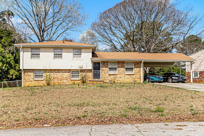 property at 5789 Northfield Dr
